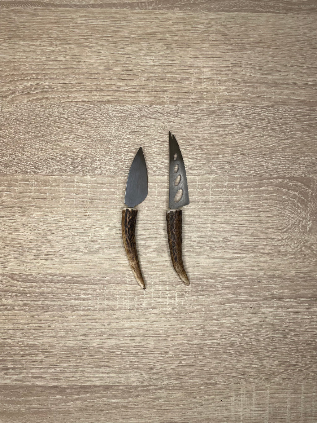 AG Cheese knife set