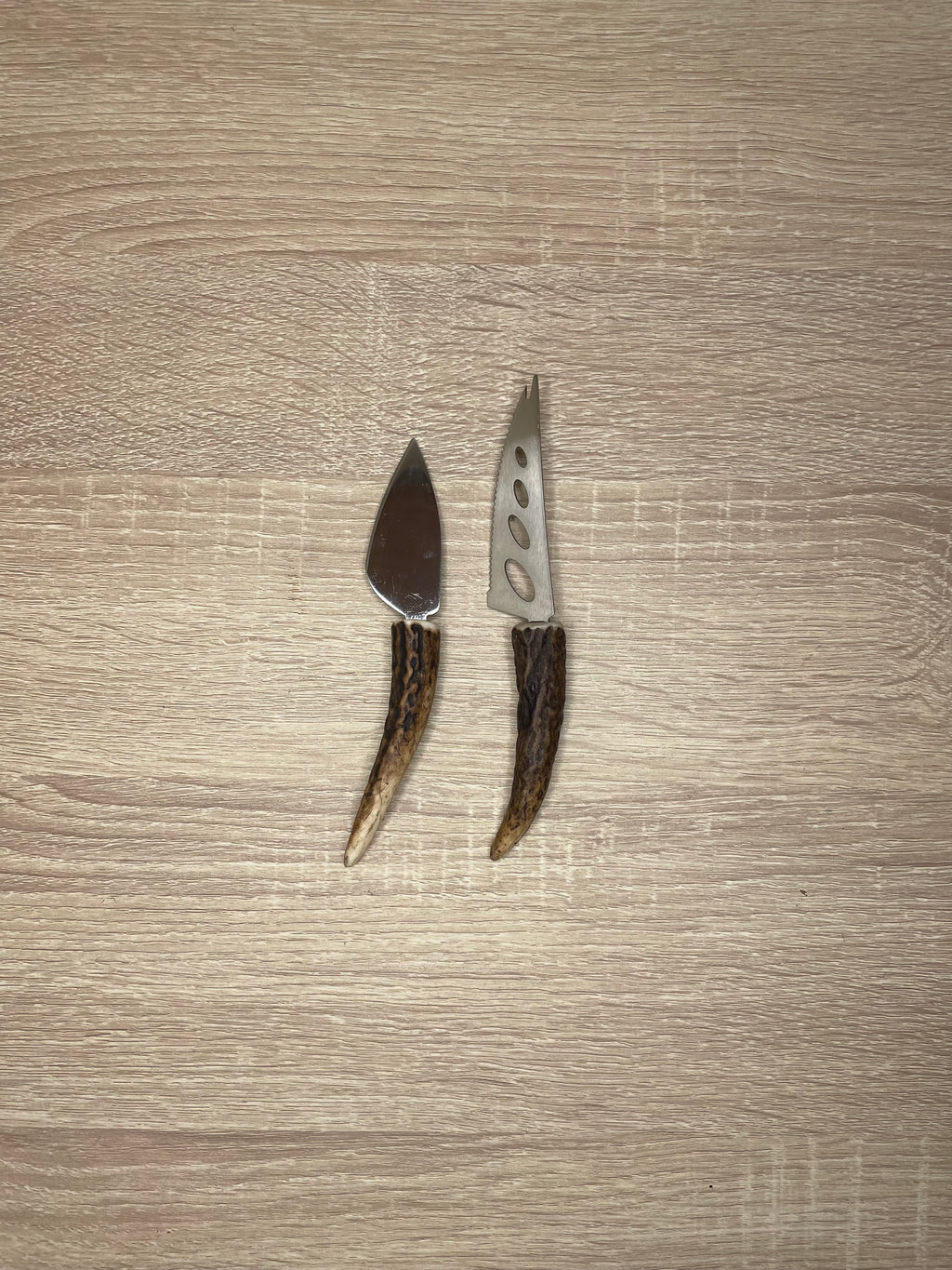 AG Cheese knife set
