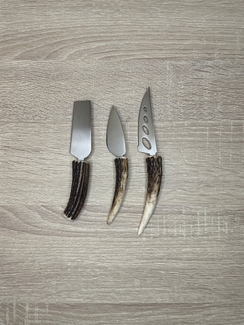 AG Cheese knife set
